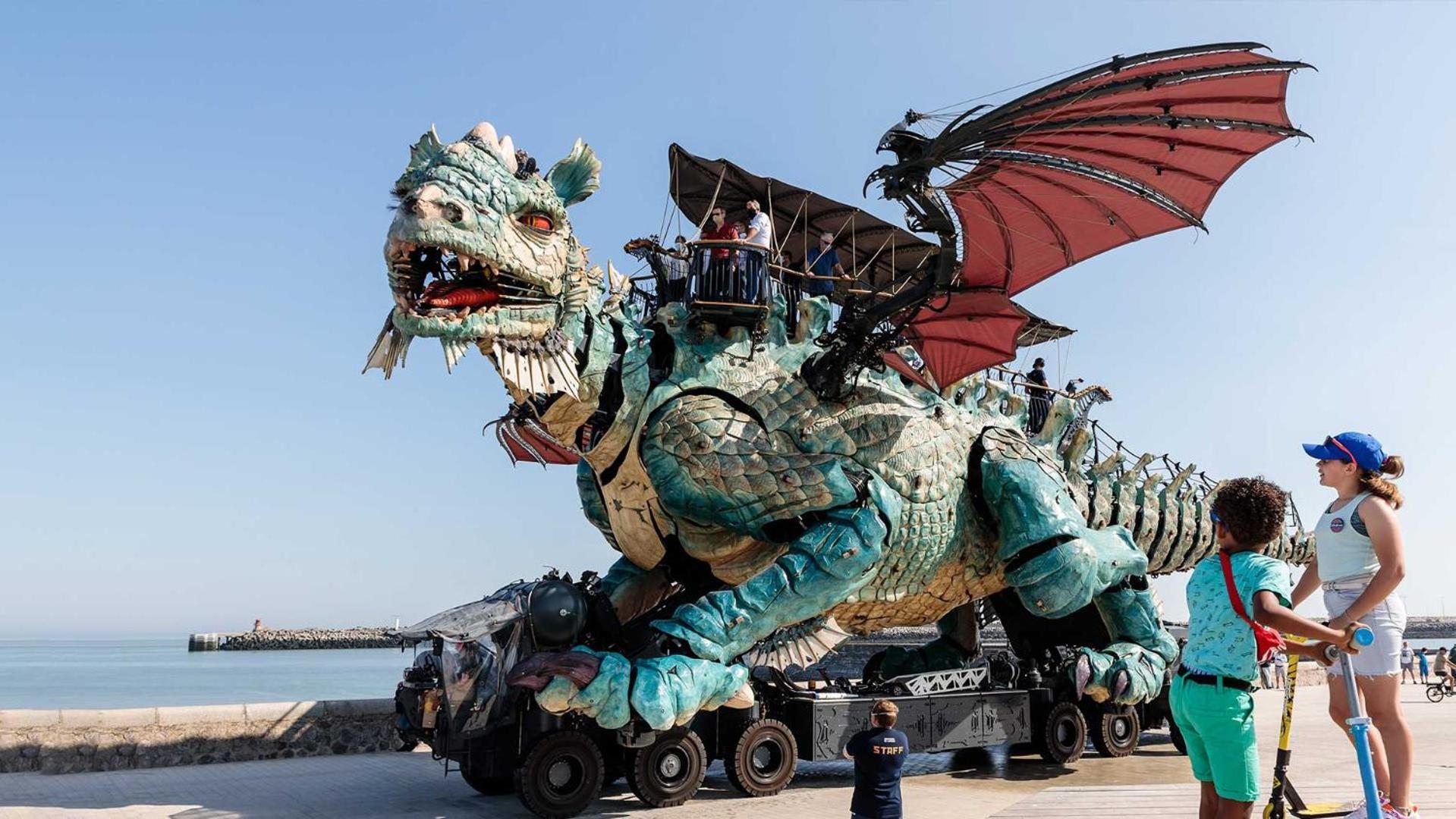 Thewatchtower Dragon Ferry A Proximite
